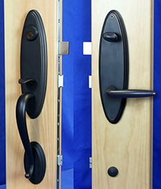 Salem Handleset in Dark Bronze