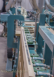 3 point locking door machine